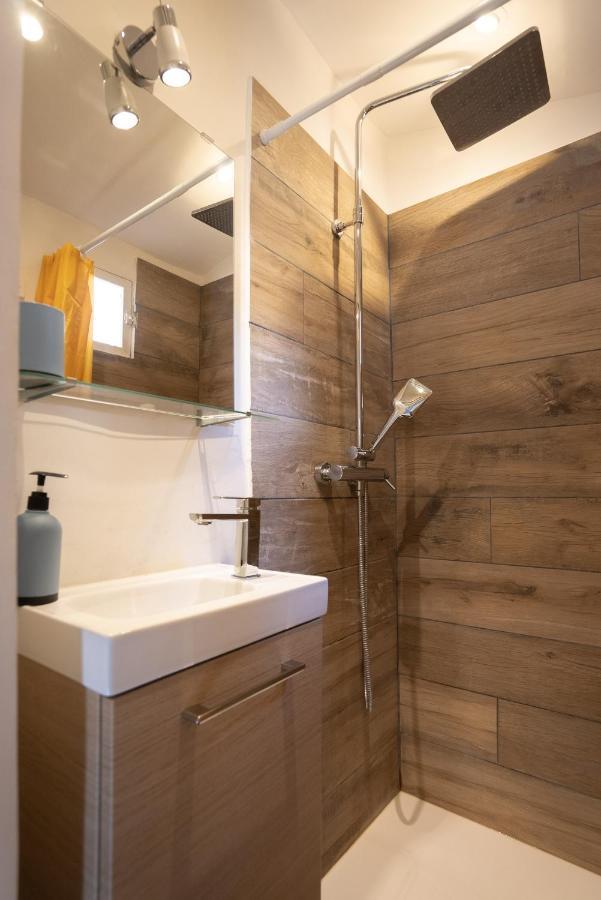 Petite Maison De Charme Au Coeur Du Centre Apt