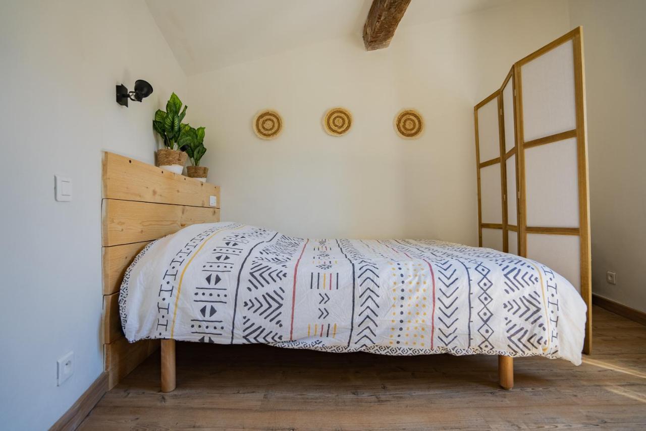 Petite Maison De Charme Au Coeur Du Centre Apartment